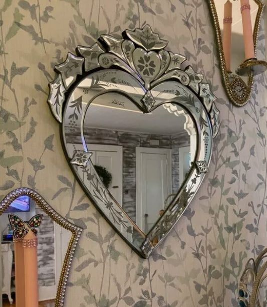 Gorgeous heart-shaped Venetian Wall mirror Venetian Mirror | Large Beveled Wall Mirror | Vintage Decorative Home Mirror for Hallway, Bathroom & Living Room