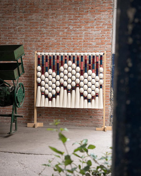 Aura de Fuego – Macramé Hecho a Mano Mexican Wall Hanging / Luxury inspriton / Wall Decor / Macrame Wall Hanging / Caralarga Decor