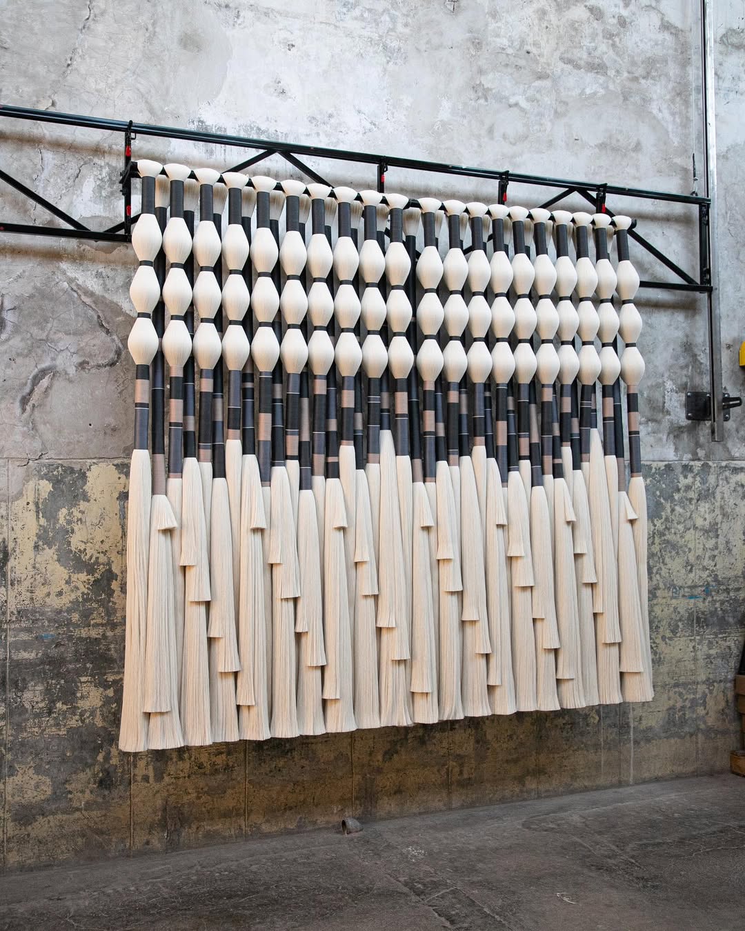 Raíz Silvestre – Tapiz Macramé Tonos Tierra Mexican Wall Hanging / Luxury inspriton / Wall Decor / Macrame Wall Hanging / Caralarg Decor