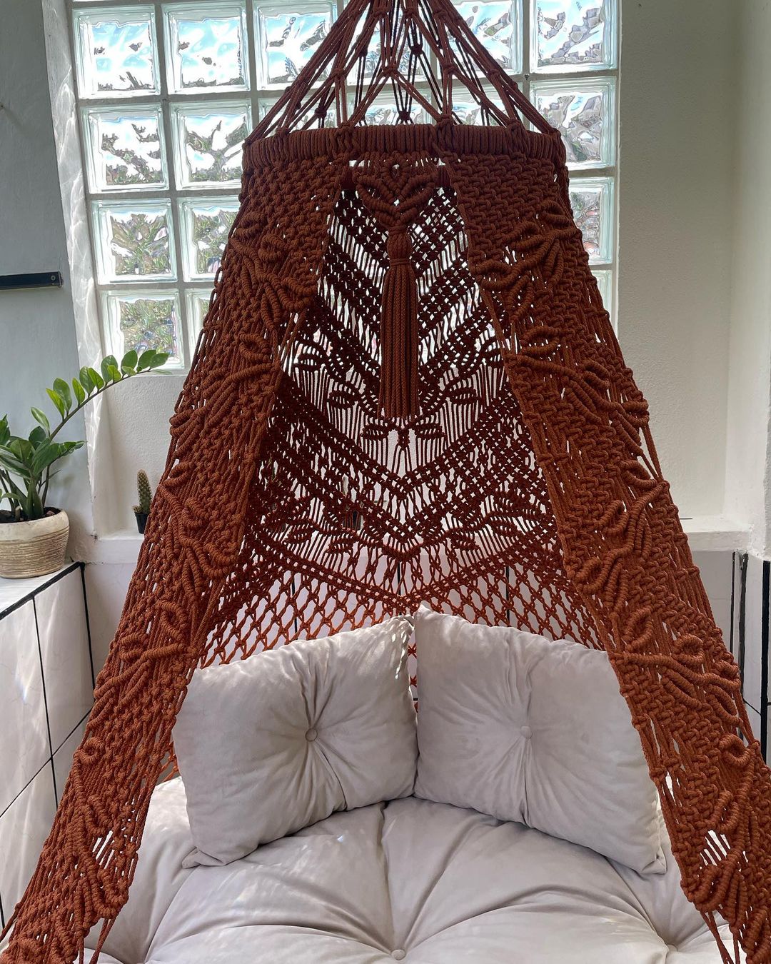 Beautiful Macrame Swing Chair Hanging Swing Chair Hammock Chair kids and adult swing