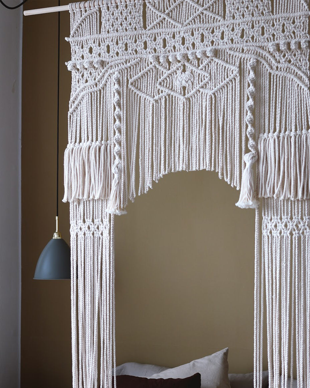 Macrame Wedding Backdrop, Bohemian Decor Wedding Arch Arbor, Macrame Wall Hanging,Macrame Door Hanging,Room