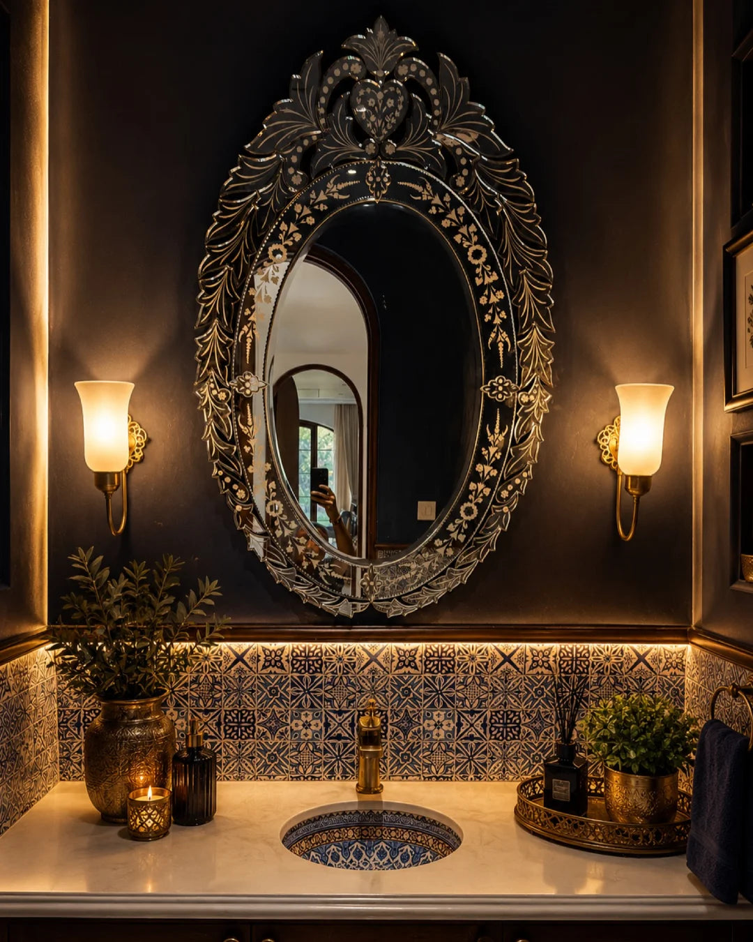 Antique Inspired Venetian Oval Mirror