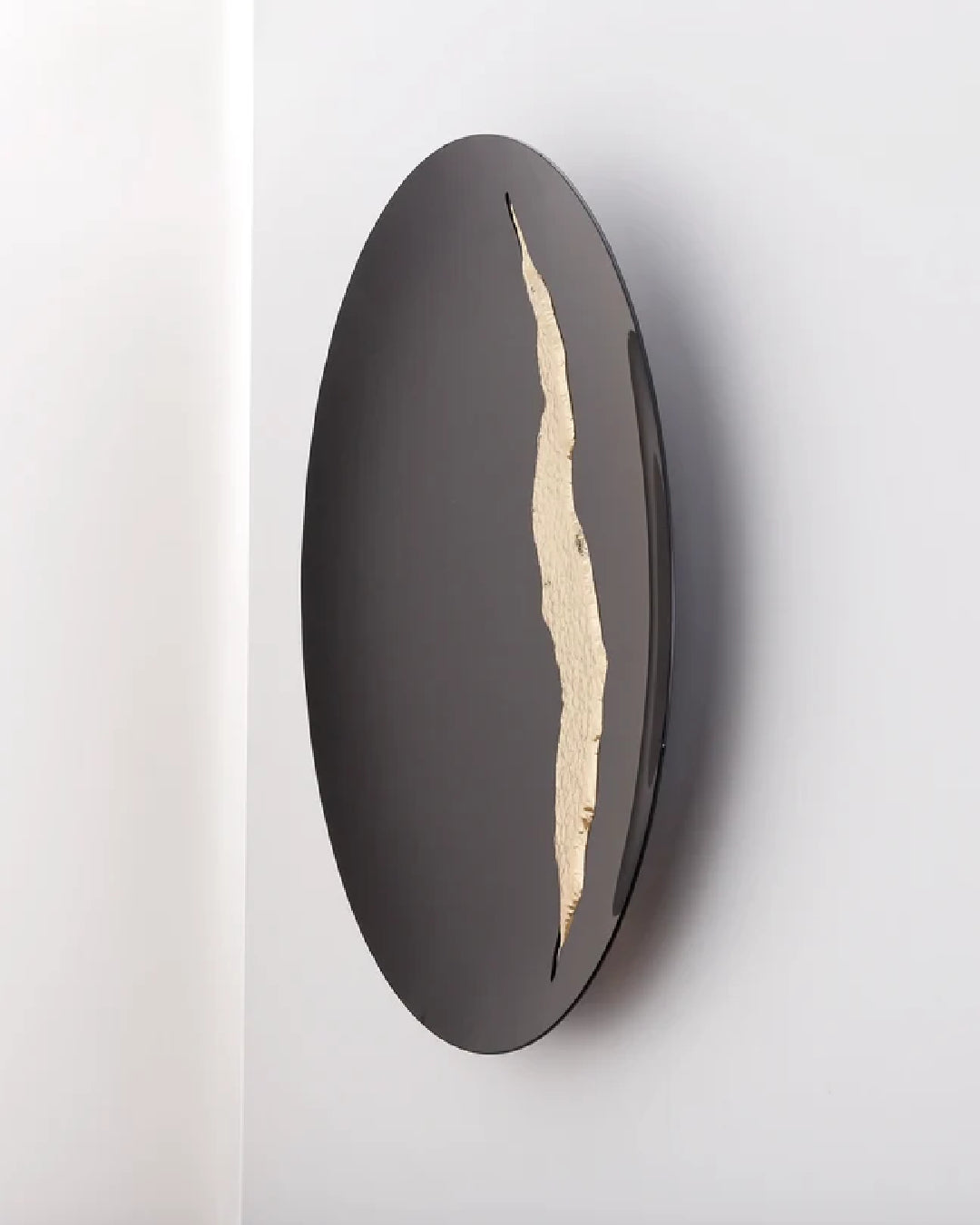 Concave Black & Brass Fracture Wall Mirror